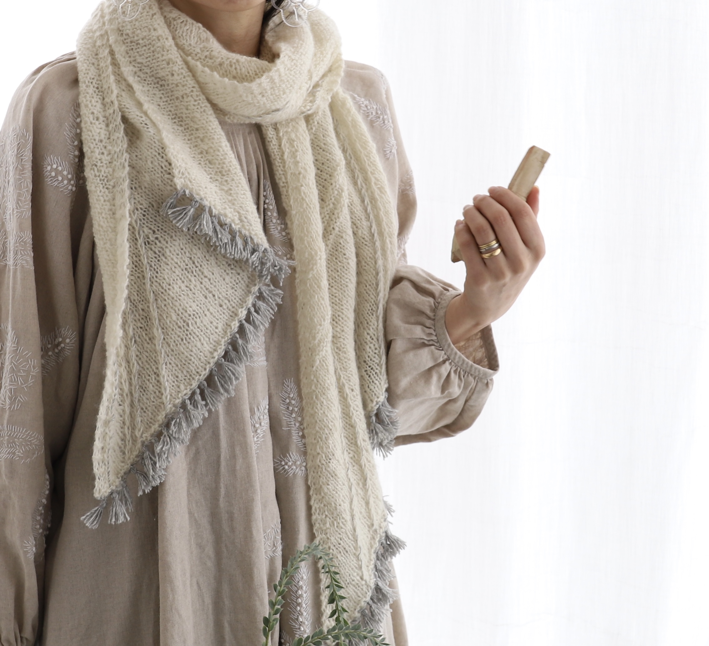 Nomadnoss Simply Enjoy Yoake Shawl Strickset Schafwolle 2x50g