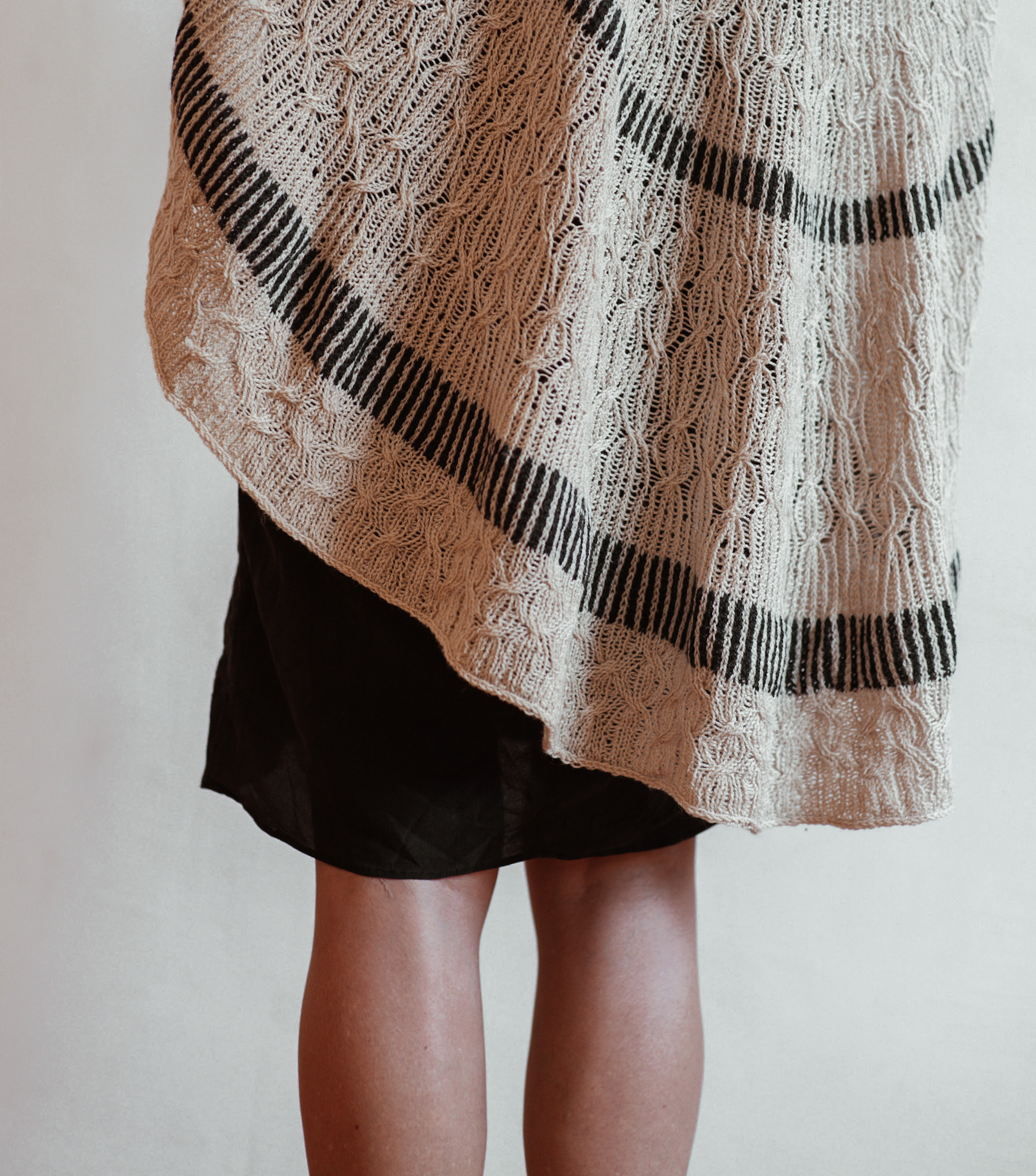 Nomadnoss Simply Enjoy Samon Shawl Strickset Kamel