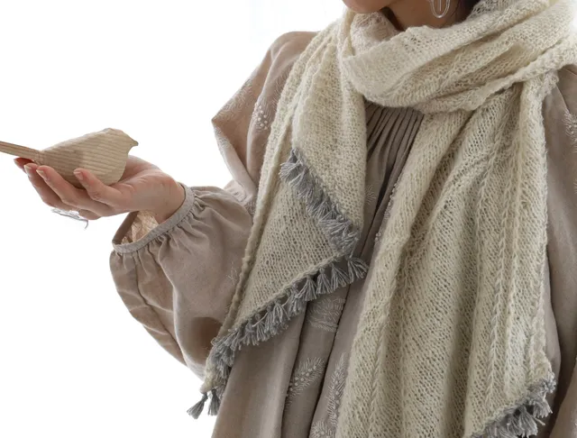 Nomadnoss Simply Enjoy Yoake Shawl Strickset Schafwolle 2x50g