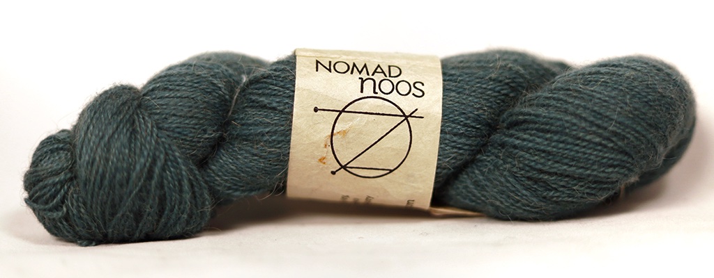 Nomadnoss Simply Enjoy Dyyni Schal Strickset Kamelhaar