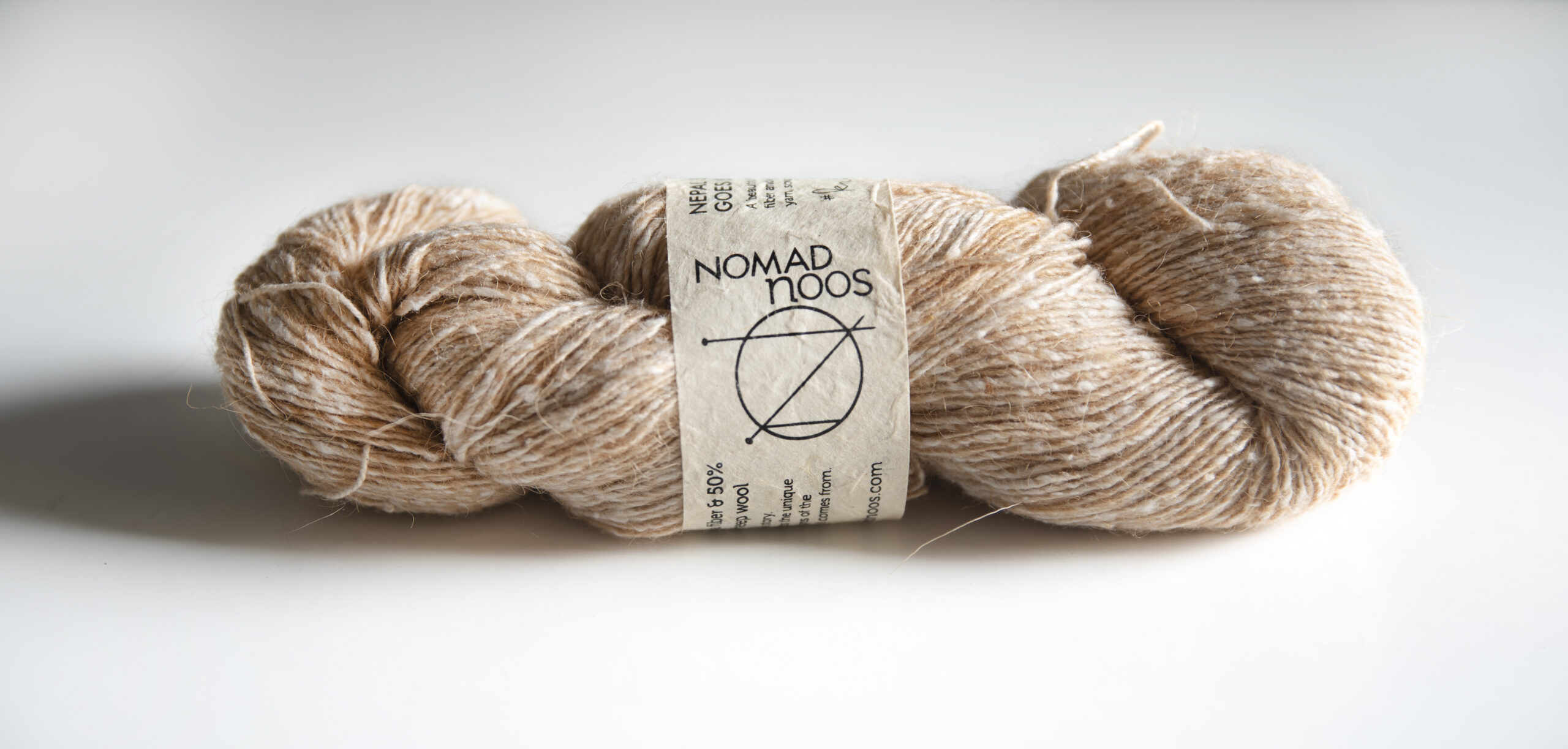 Nomadnoss Banana Sheep goes Bananas Garn Fingering