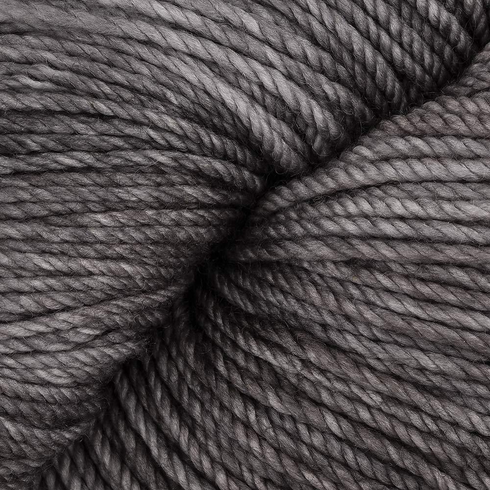 The Yarn Collective Bloomsbury DK Strickgarn Merino Soot 101