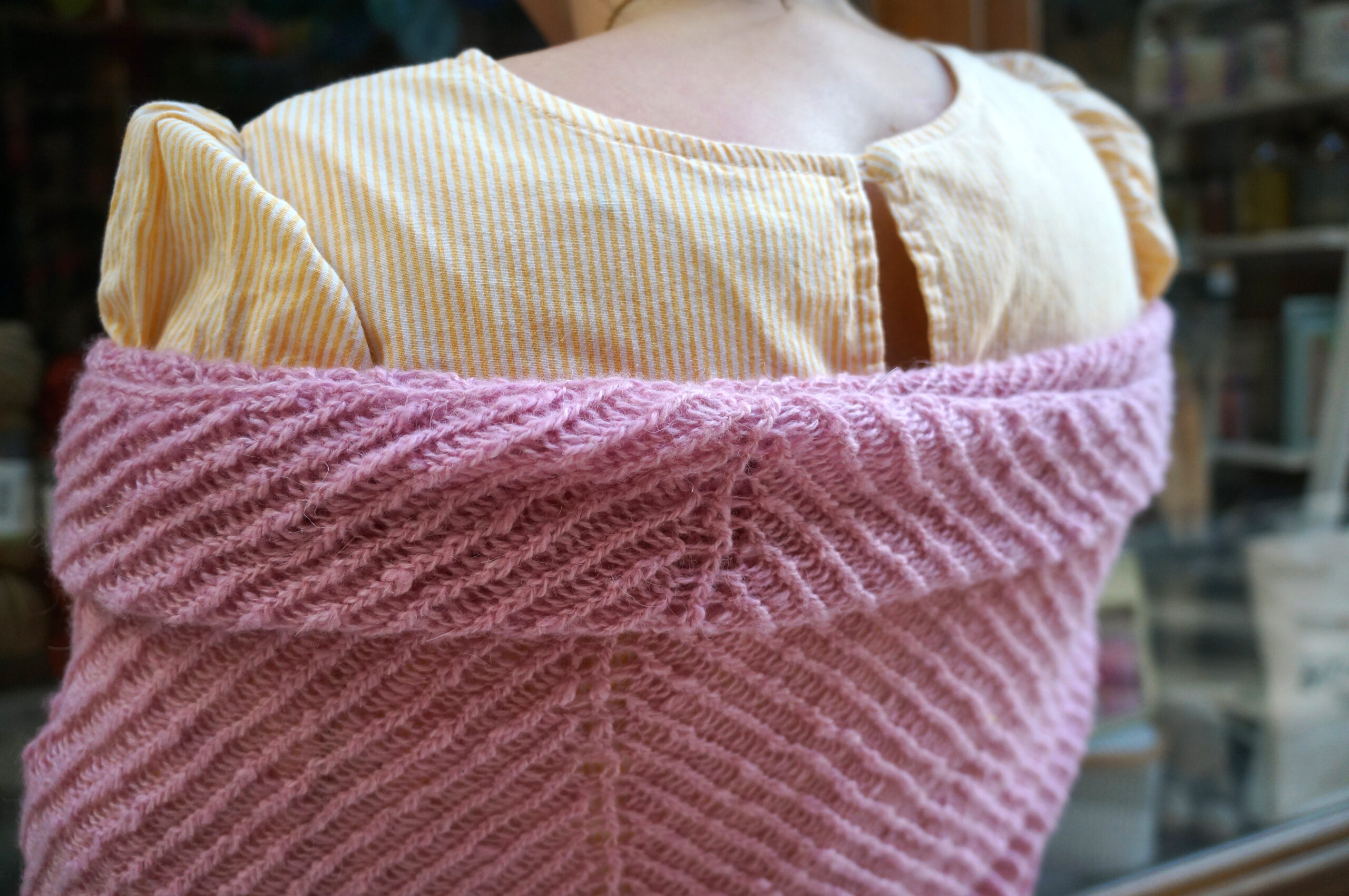 Nomadnoss Barbara Tuch Strickkit Sartuul Alice Hammer